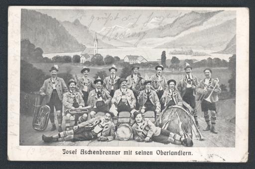 Josef Aschenbrenner mit seinen Oberlandlern.