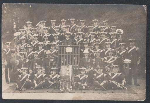 [Band of the 3rd Middlesex Regt. Lebong, India, um 1911]