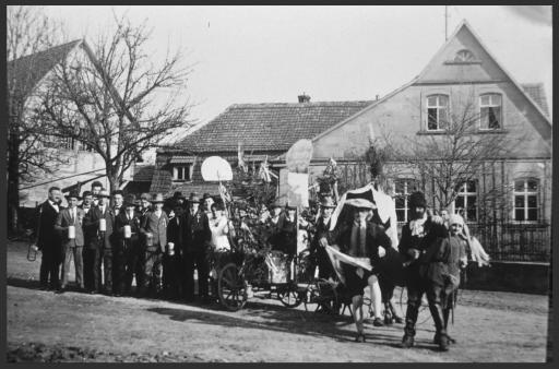 [Kirchweih ausgraben, Ippesheim 1928]