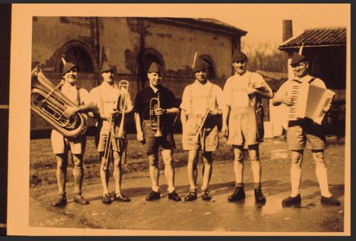 [Martin Felbinger im Kriegsgefangenenlager Castres (Tarn)]