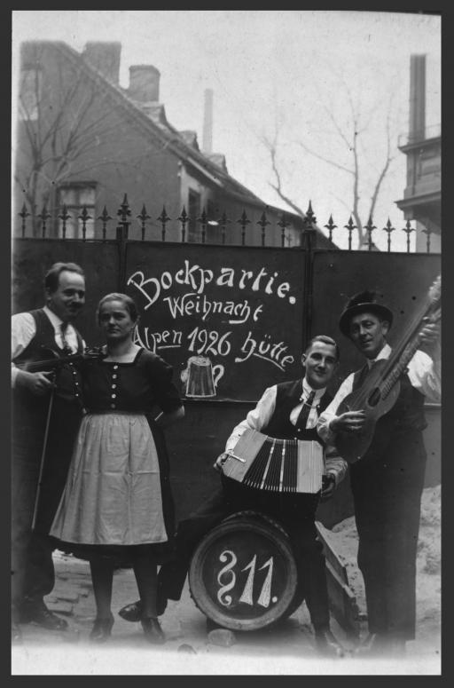 [Schrammel-Trio Alt-Nürnberg mit Georg Feuerstein, Nürnberg 1926]